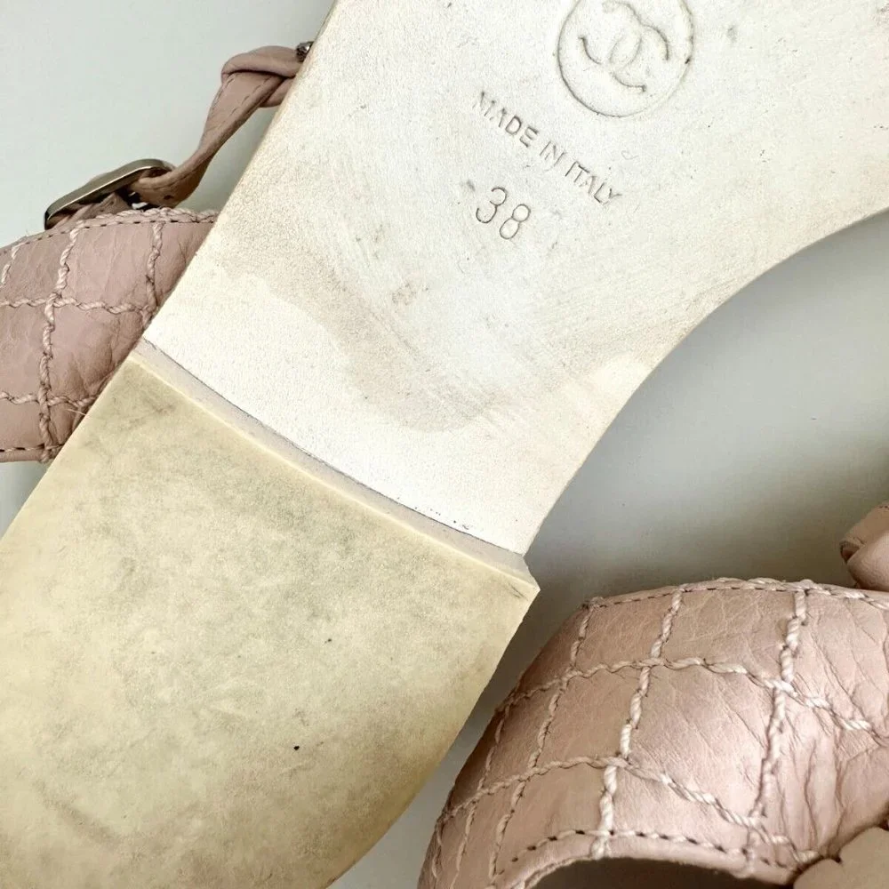 CHANEL Light Pink Quilted Leather Logo Chain T-Strap Thong Flat Sandals